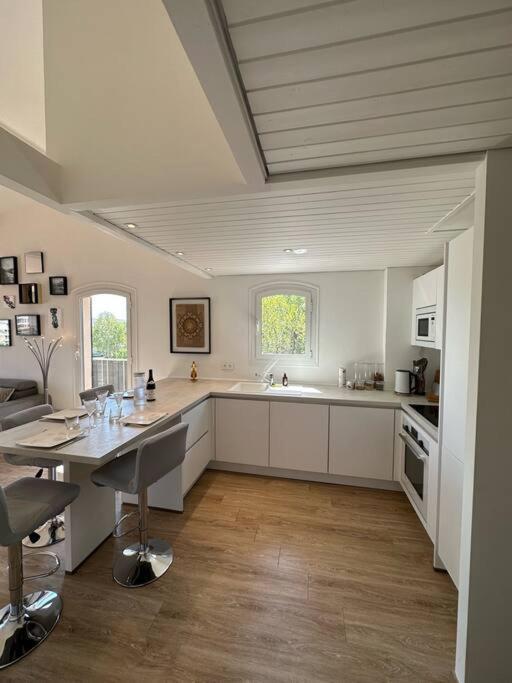 L'Atelier Marin Sur Le Port Des Marines Lejlighed Cogolin Eksteriør billede